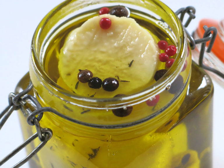 Ziegenkäse-an-mildem-Olivenöl-(1)